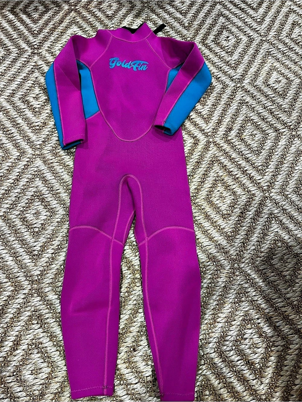 Girl’s GoldFin Youth Full Wetsuit Size 8